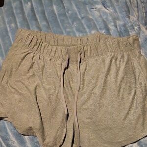 Athletic Works Women's Light Gray Athletic Shorts With Pockets